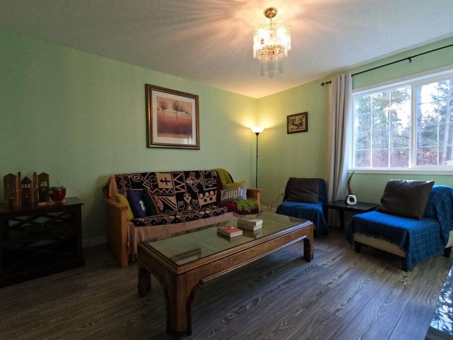 Countryroad Cozy 2Bedrooms Suite2 Nanaimo Exterior foto